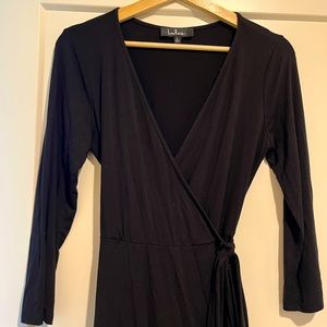 VGUC Lulu’s Wrap Mini Dress 3/4 Sleeve Size L